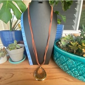 🌕 NWT Laura Ashley Necklace OS